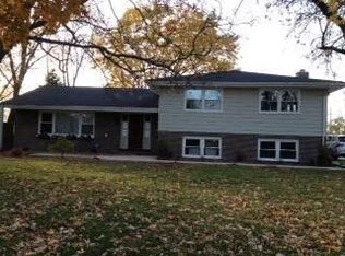 114 S Maple Ave, Hillside, IL 60162