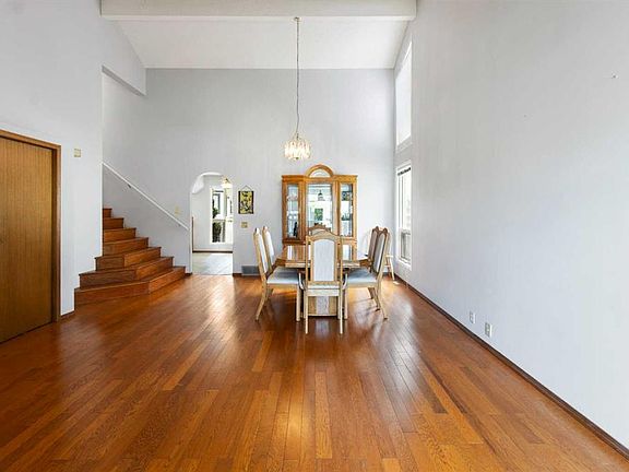 5th image of 32 N Del Rio Pl NE