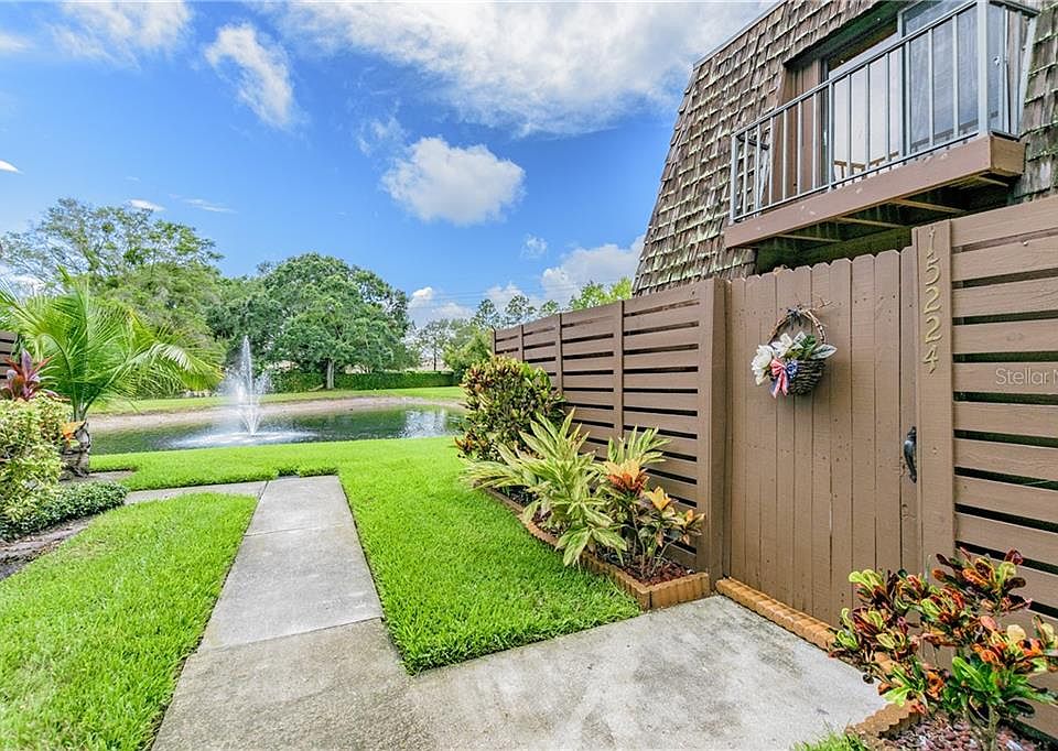 1st image of 15224 W Pond Woods Dr #15224