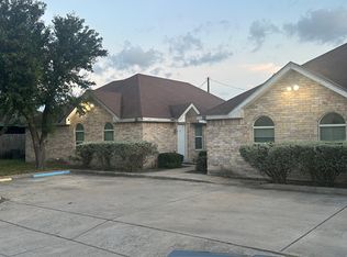 404 E Van Week St APT 2, Edinburg, TX 78541