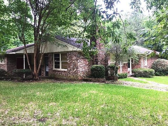 2nd image of 527 Overstreet Dr