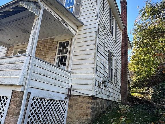 2nd image of 1404 Park Ave