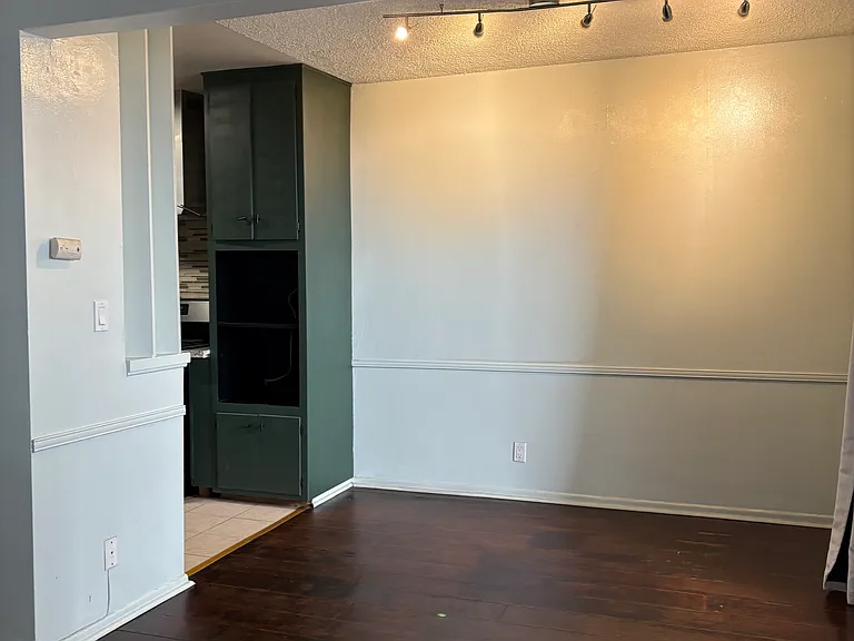 7231 Franklin Ave #2 — Photo 5