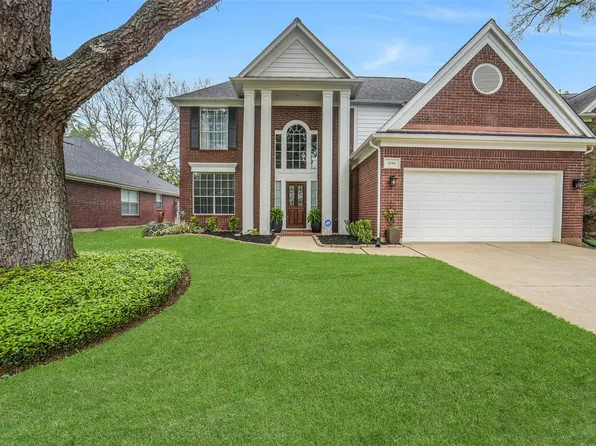 2010 Cannonbury Ln, Richmond, TX 77406