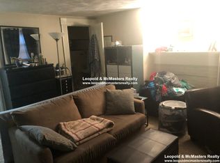 90 Myrtle St #12, Boston, MA 02114