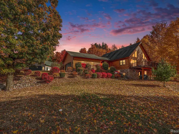 11015 S Slope Dr, Traverse City, MI 49684