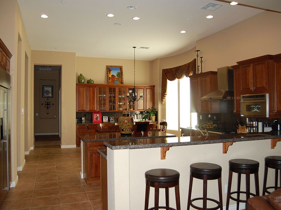 Gourmet Kitchen- a Chef's Dream!