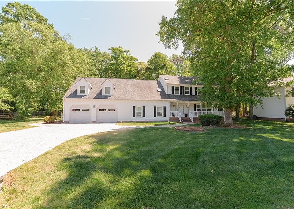 1st image of 102 Stevens Ct