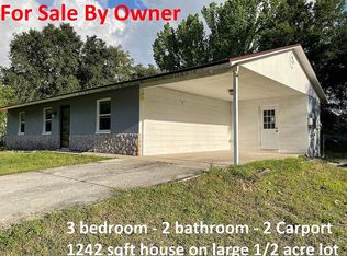 6059 Country Club Rd, Zephyrhills, FL 33544