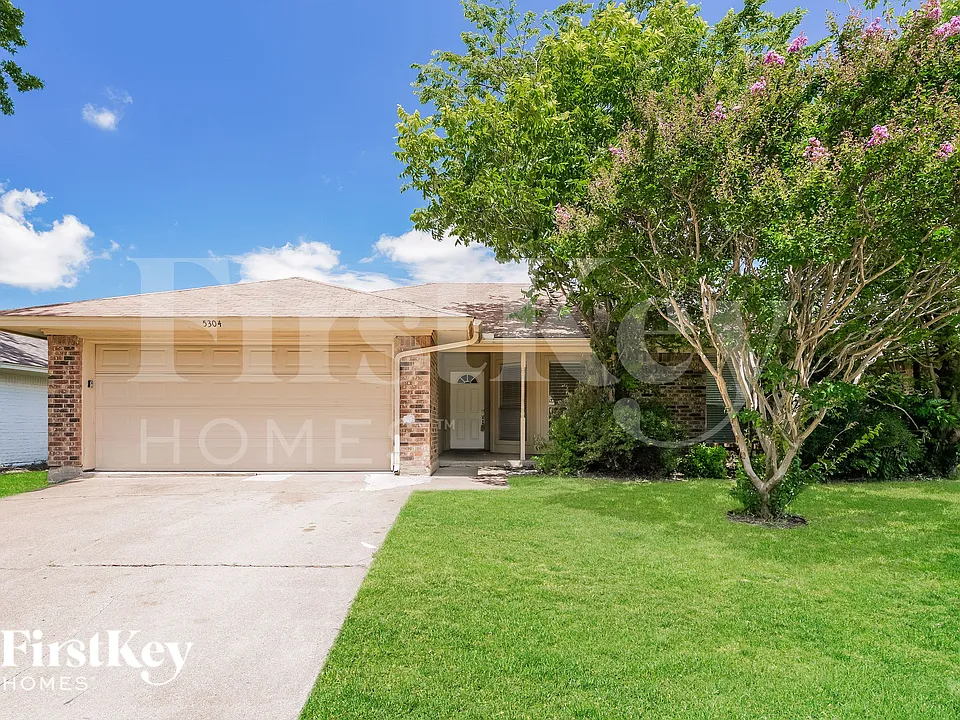 5304 Tamarack Ct
