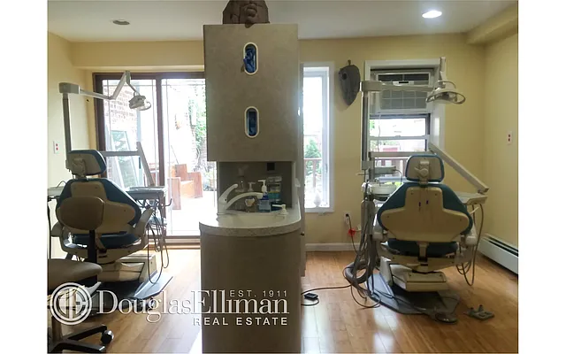 Rented by Douglas Elliman | media 10