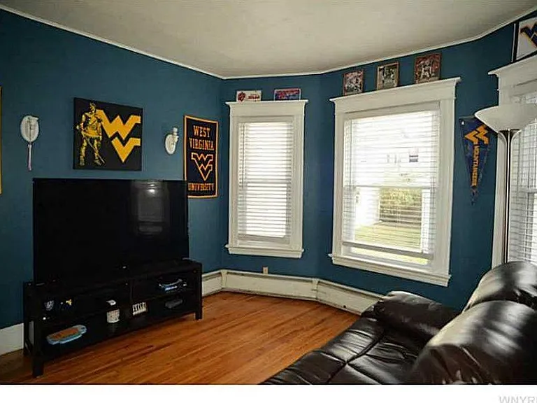 304 Bedford Ave #1 — Photo 7