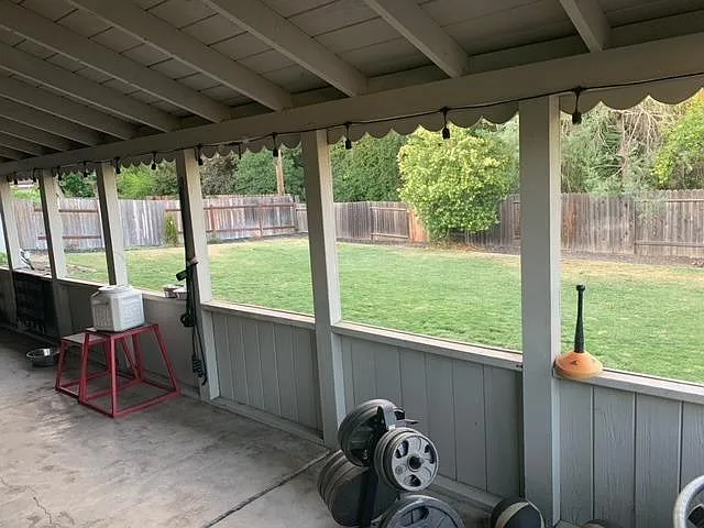 7855 Greenridge Way — Photo 11