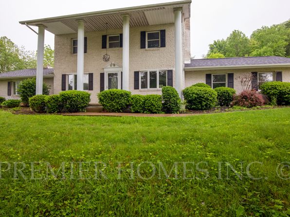 1106 N Orchard Rd NE