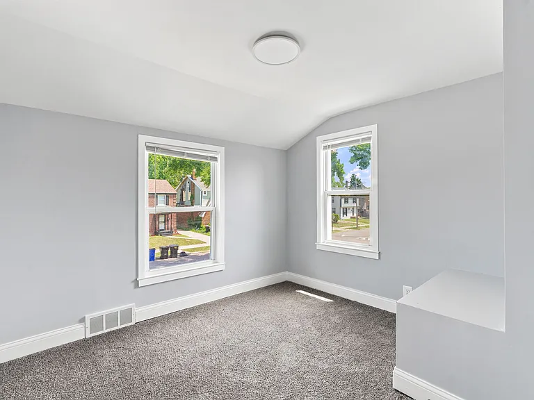 3677 Somerset Ave — Photo 21