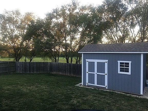 2nd image of 2237 N Duckcreek Ln