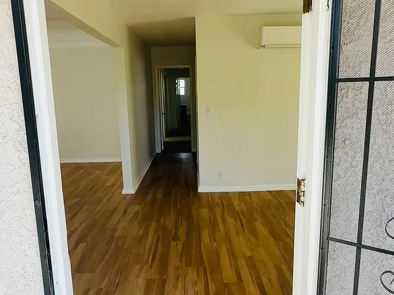 818 S Shenandoah St — Photo 11