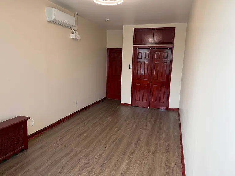 111-03 Rockaway Blvd #2F — Photo 7