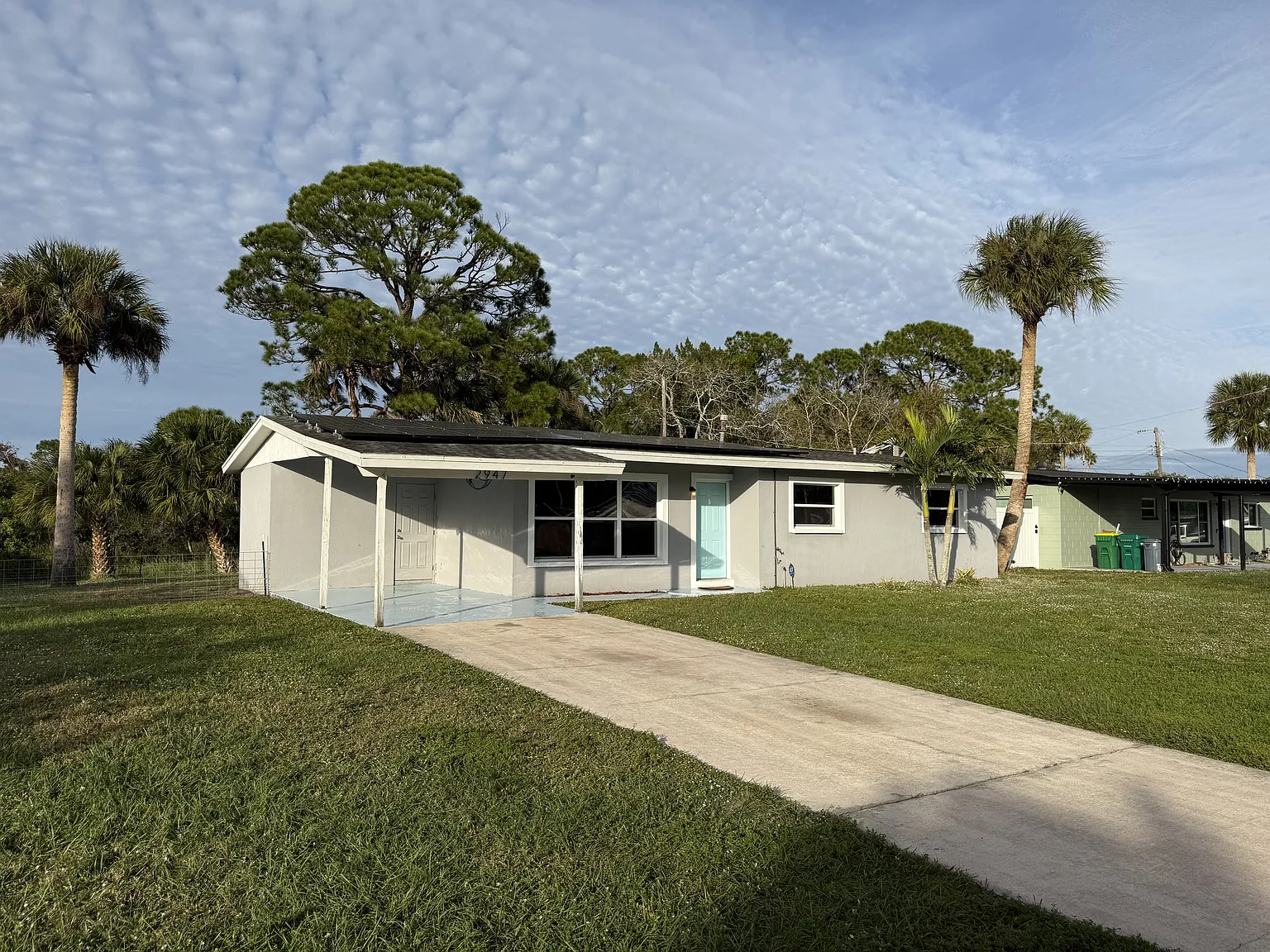 3 bed, $2,000 — Photo 2