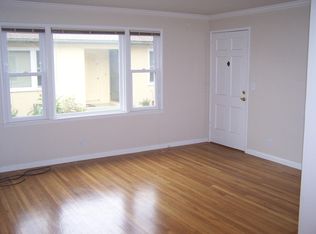1044 Noel Dr, Menlo Park, CA 94025