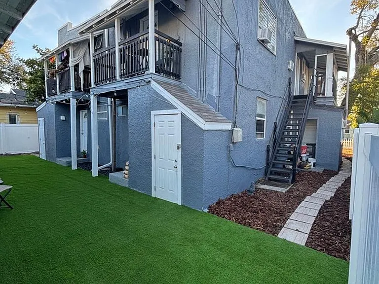 Desirable Euclid Neighborhood Apartment Building (Studio Apartments) & 2 Bedroom Single House - S... — Photo 37