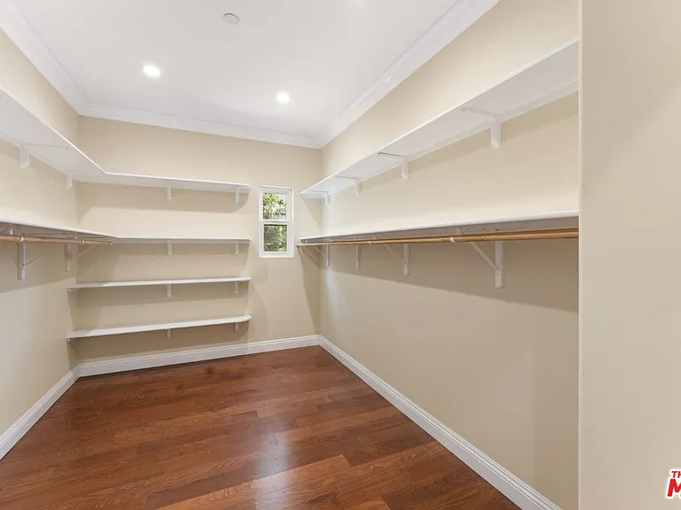 1630 Bridgeport Dr — Photo 26