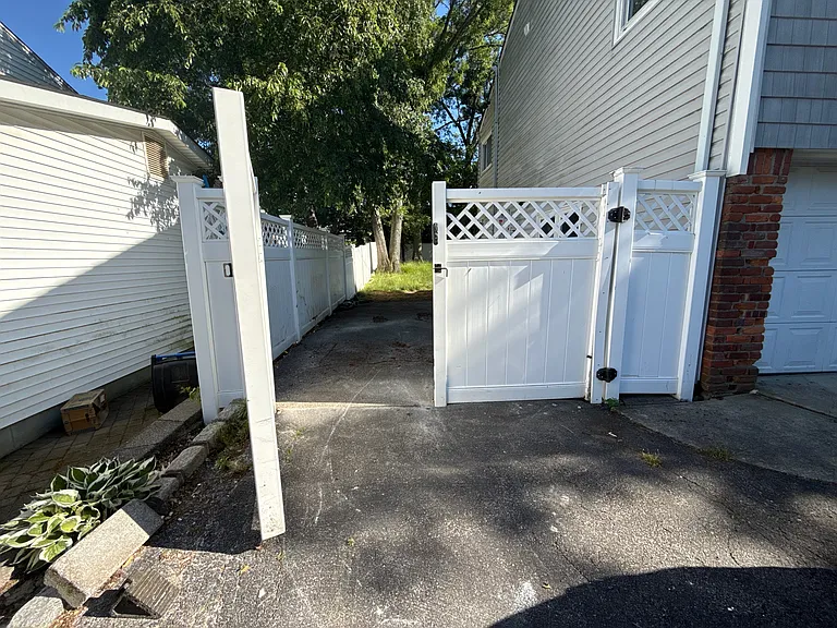 12 Wesleyan Rd #2 — Photo 3