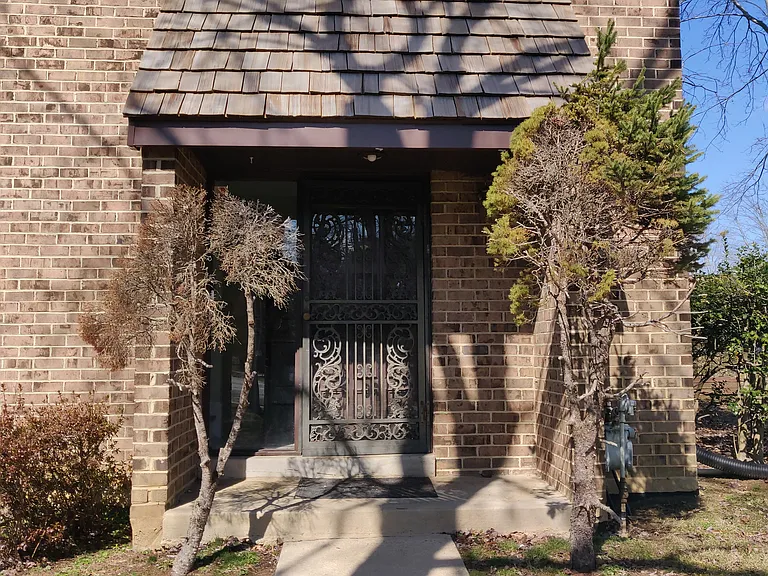 5374 Eliots Oak Rd — Photo 3