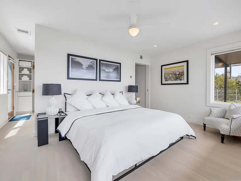 54 Bay View Dr E — Photo 24