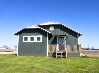 13574 Reeds Lake Rd, Rogers, TX 76569