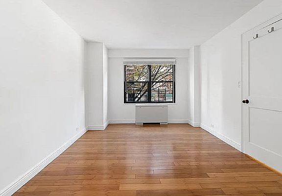 5th image of 120 E 90th St APT 2E