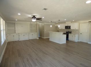 811 Howe St, McComb, MS 39648