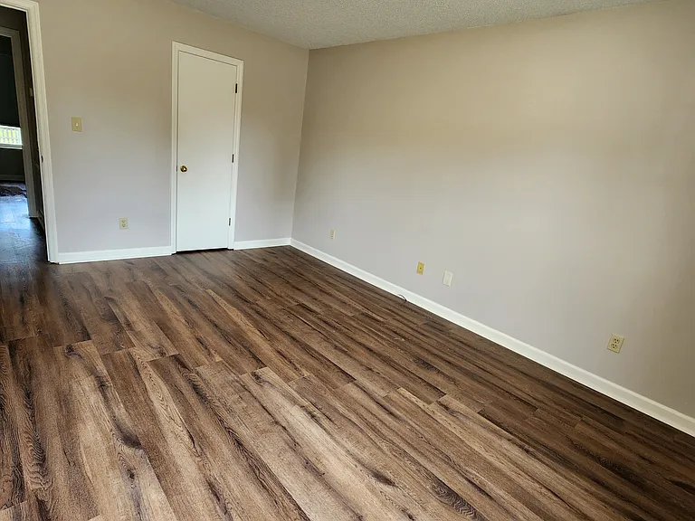 2036 Merle Ln — Photo 6