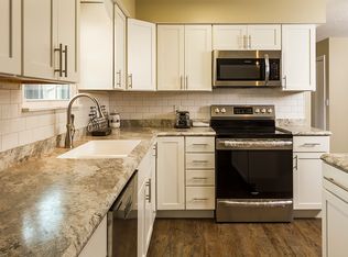 110 Edgewood Dr, Glencoe, MN 55336