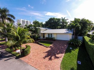 868 Granada Dr, Boca Raton, FL 33432