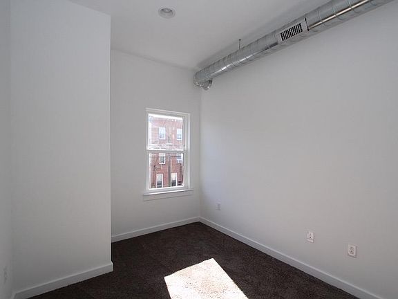 4th image of 3118 Richmond St #7