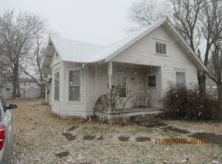 317 N 8th St, Herington, KS 67449