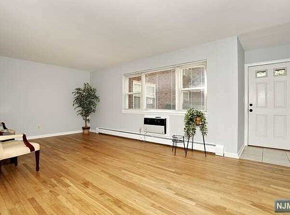 5th image of 112 Regency Park Unit 112