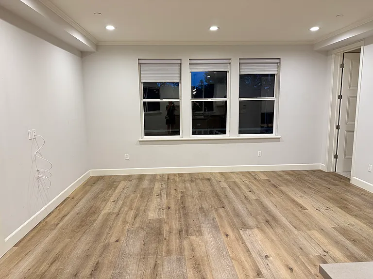 1115 La Cadena Ave #B — Photo 1