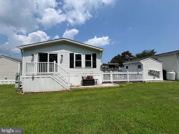 8220 Skipjack Dr, Berlin, MD 21811