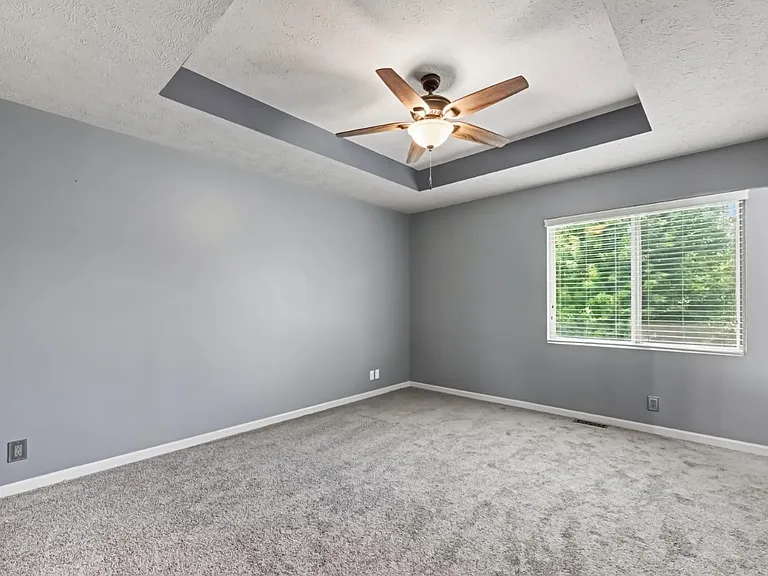 5810 S 191st St — Photo 10