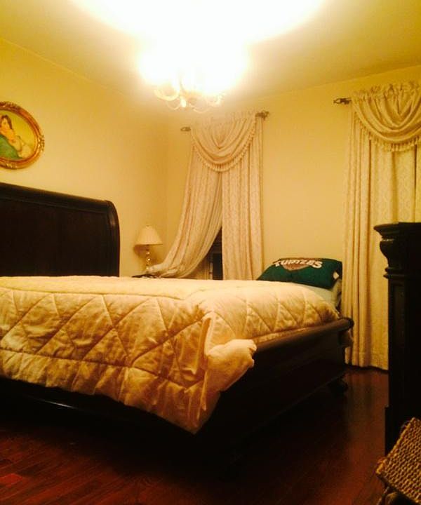 1st image of 2022 E 15th St #1