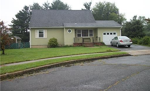 2nd image of 130 Weber Ave