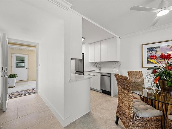 4th image of 1417 Chesapeake AVE #104