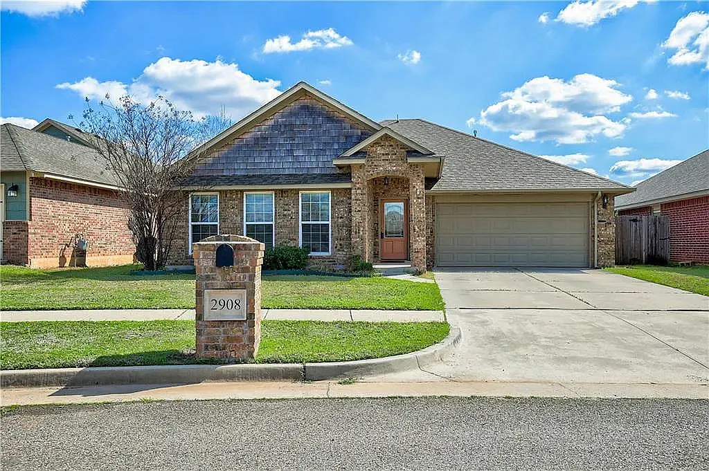 2908 NW 190th Ct — Photo 1