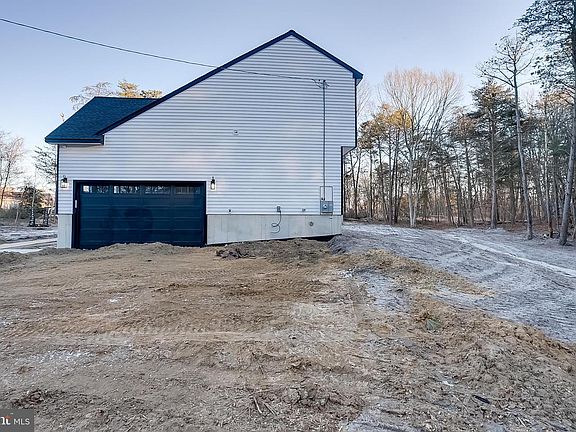 3rd image of 1427 Williamstown Erial Rd