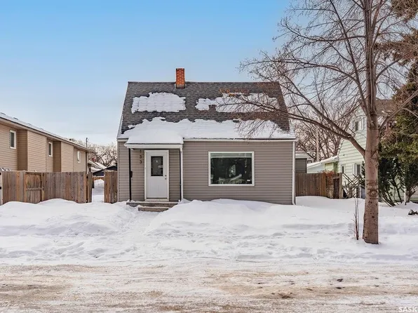 133 111th STREET W, Saskatoon, SK S7J 3L8