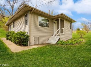 4807 W Wonder Lake Dr, Wonder Lake, IL 60097