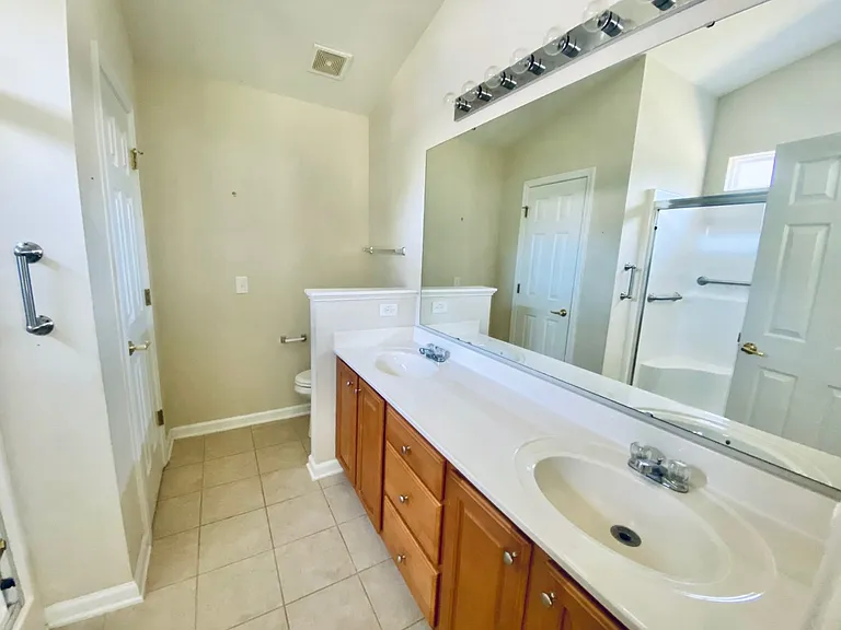 Master bathroom_05082021