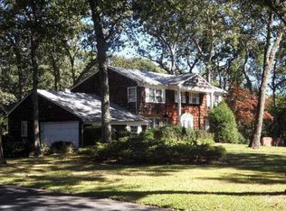 500 Muttontown Eastwoods Rd, Syosset, NY 11791